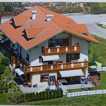 Appartment Lukasser Ainet Екстер'єр фото