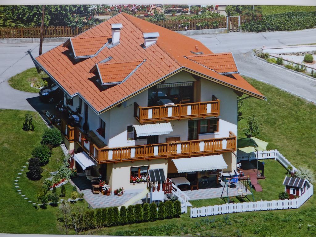 Appartment Lukasser Ainet Екстер'єр фото
