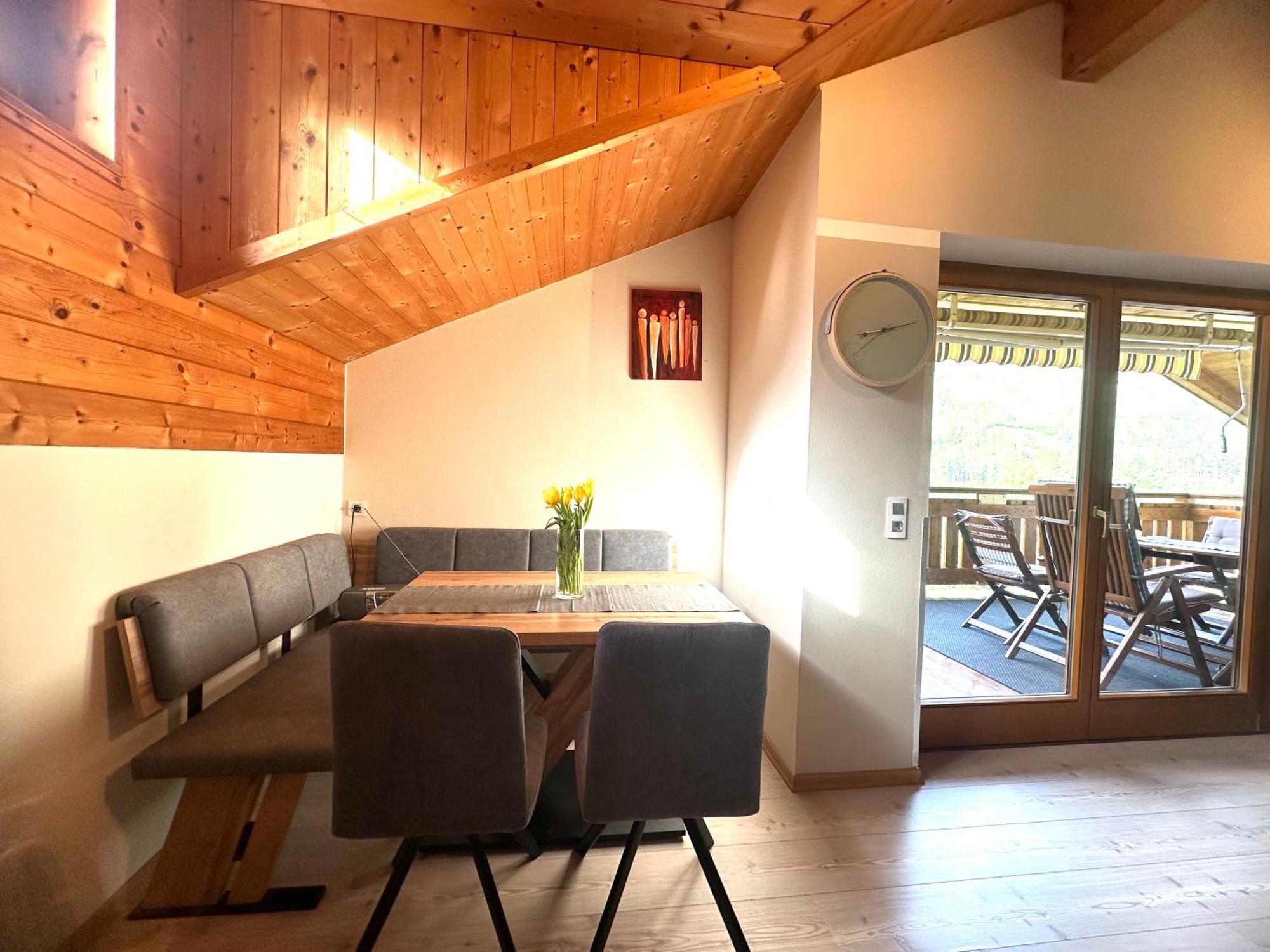 Appartment Lukasser Ainet Екстер'єр фото