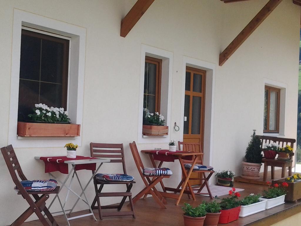 Appartment Lukasser Ainet Екстер'єр фото